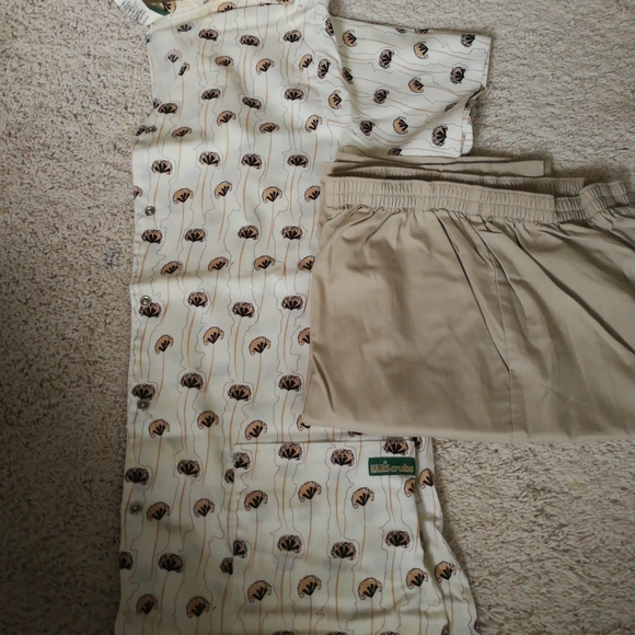 UAScrubs women's scrubs - Picture 1 of 4